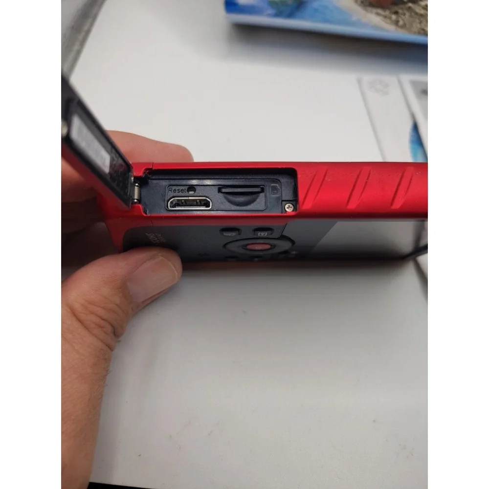 Samsung HMX-W200 Waterproof HD Camcorder 1080p Rugged Red Tested Working